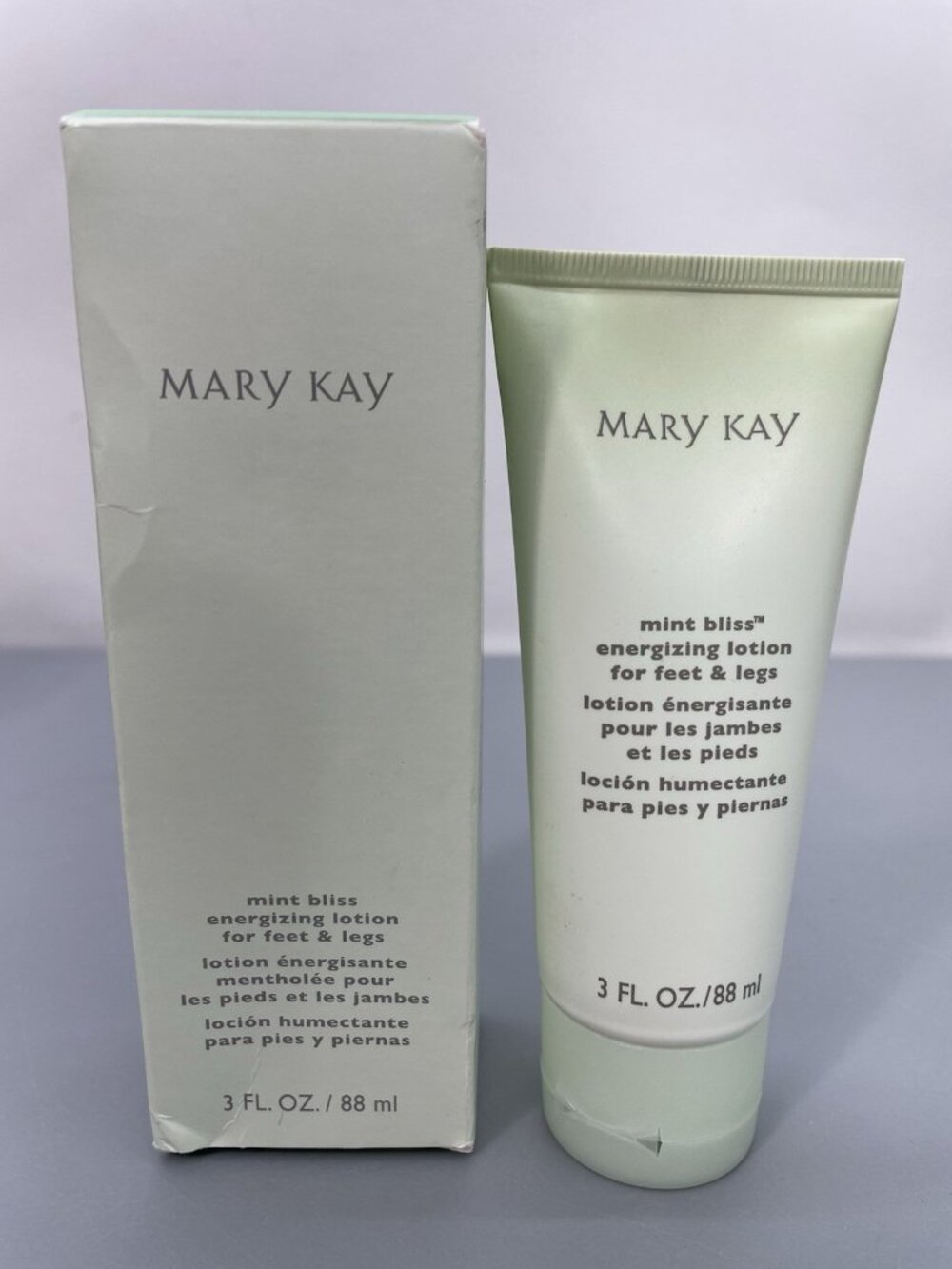Mary Kay Mint Bliss Energizing Lotion for Feet & Hands 3oz